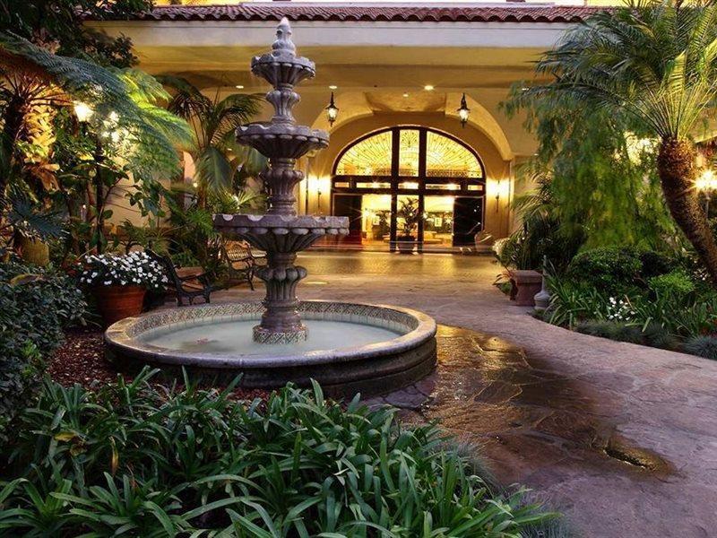 Embassy Suites By Hilton Santa Ana Orange County Airport Екстериор снимка