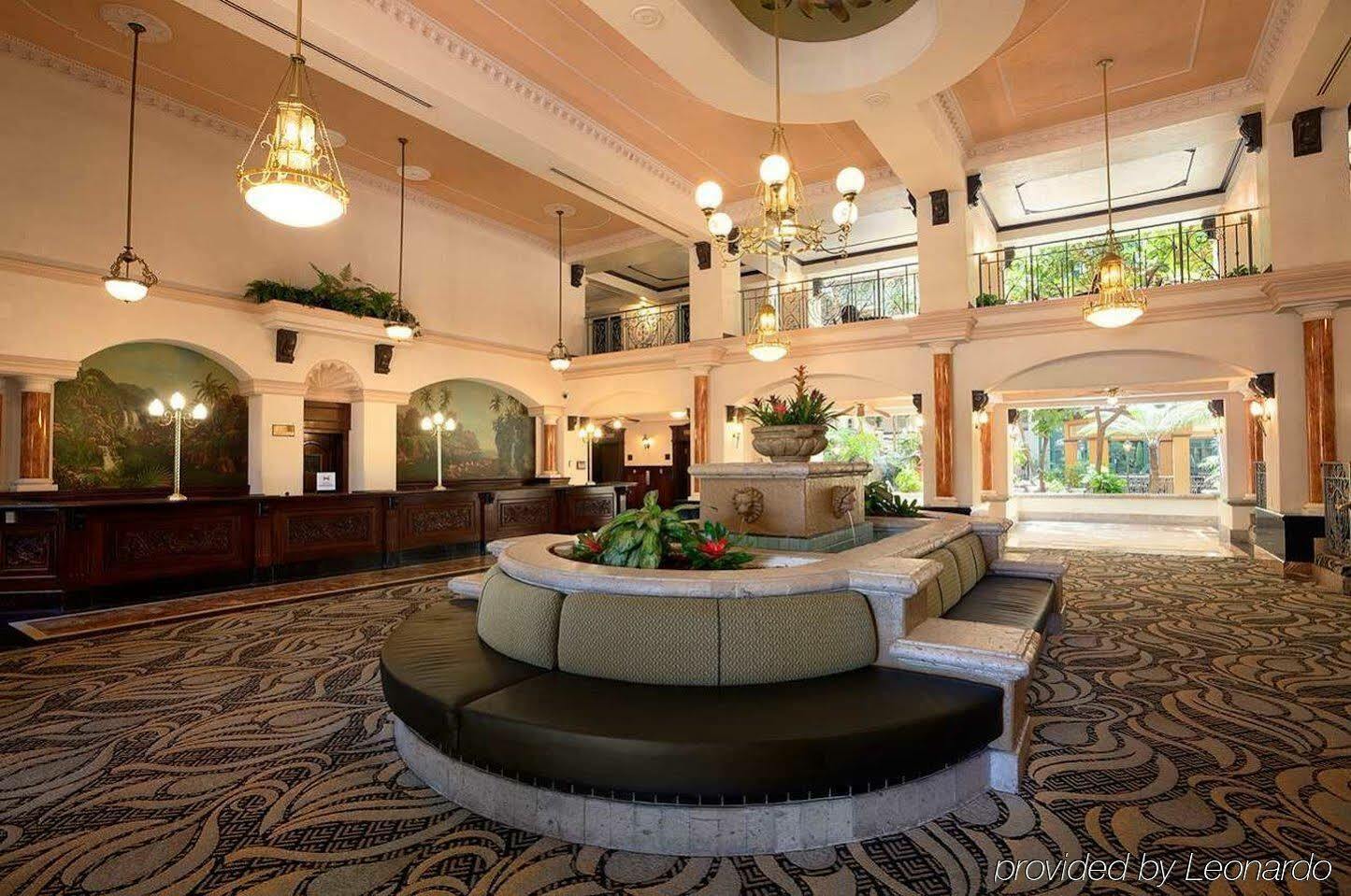 Embassy Suites By Hilton Santa Ana Orange County Airport Екстериор снимка